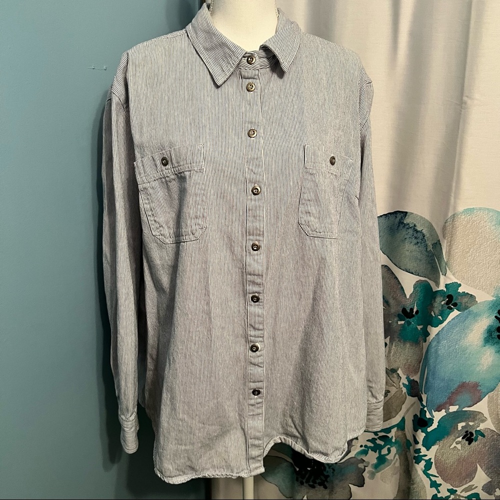 Pin strip button up